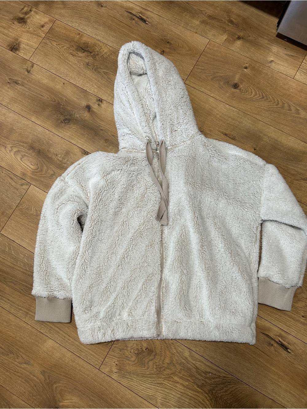 NWT Workshop Medium- Fleece Cream jacket